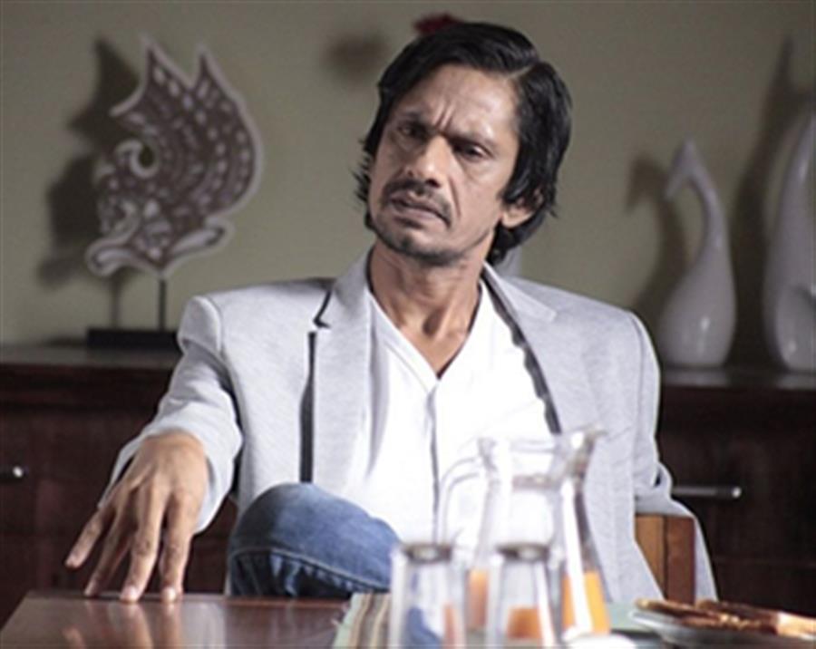 Vijay Raaz explores 'vulnerabilities' of his 'strong cop' role in 'Murder in Mahim'