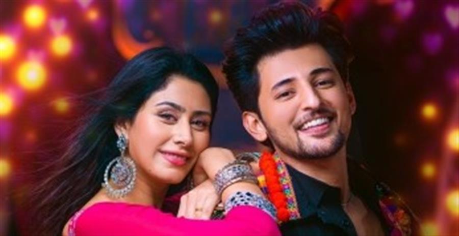 'Dhol Bajaa' will make everyone dance to its tunes, claims Darshan Raval