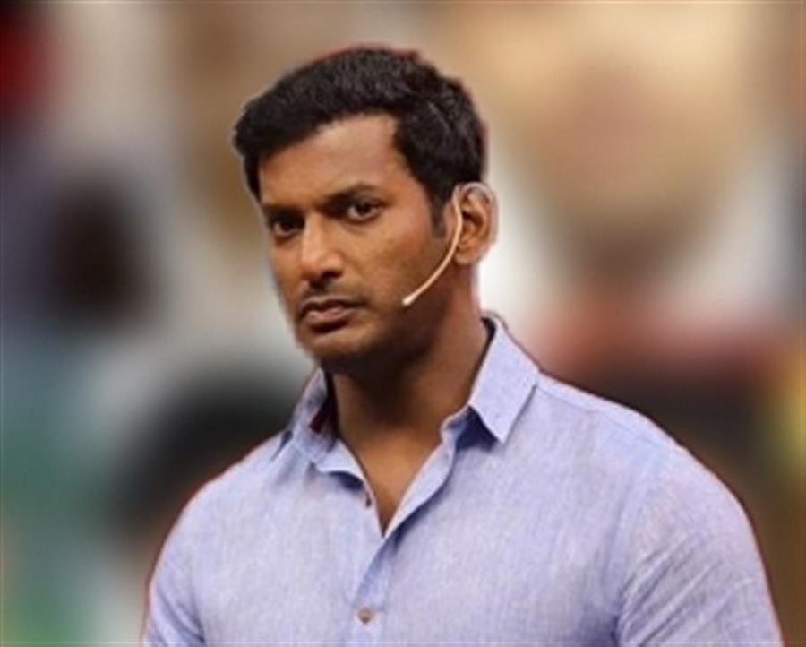 Tamil actor Vishal averts major mishap on 'Mark Antony' sets
