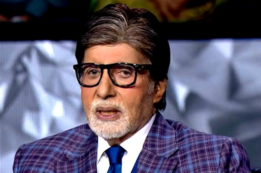 Amitabh Bachchan recalls injury during ‘Coolie’ shoot: ‘I can never repay my fans’